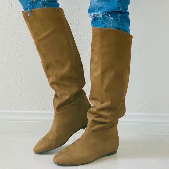 NIB To Slouch or Not to Slouch Comfy Flat Boots - Picture 1 of 8